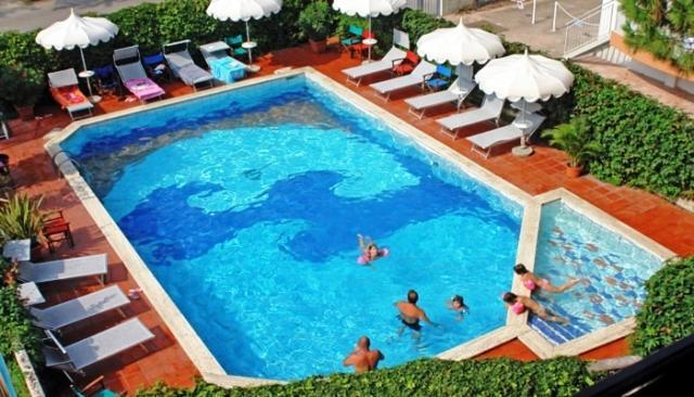 Hotel President Лідо-ді-Єзоло Екстер'єр фото